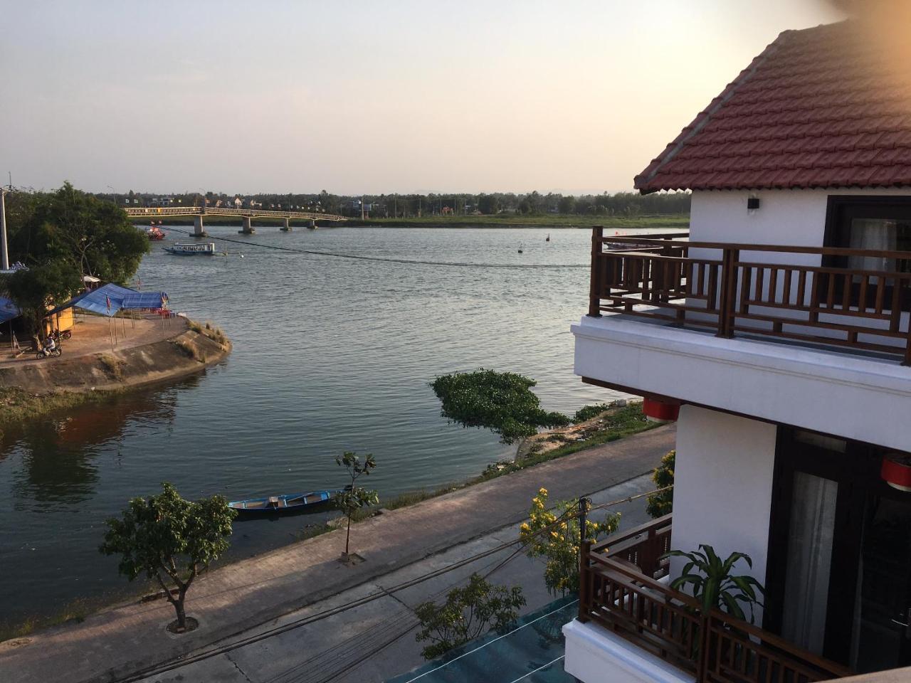 Threeway Riverside Villa Hội An Buitenkant foto